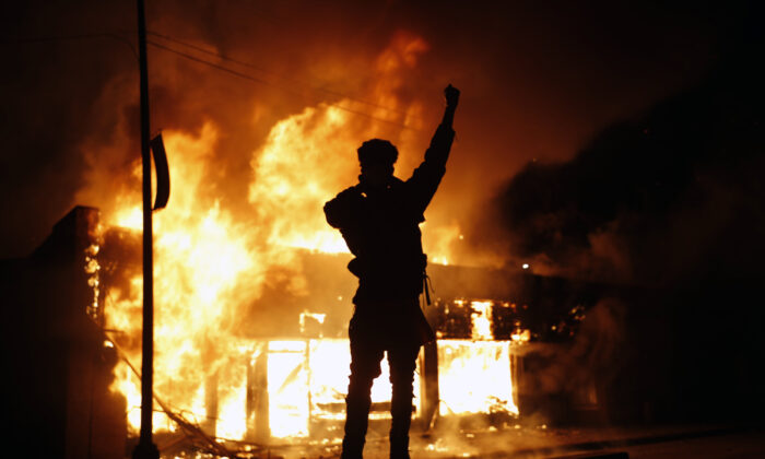 America burns under Marxist protest